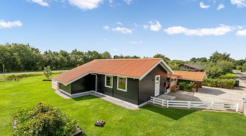 Photo of "Fritzie" - 600m to the fjord