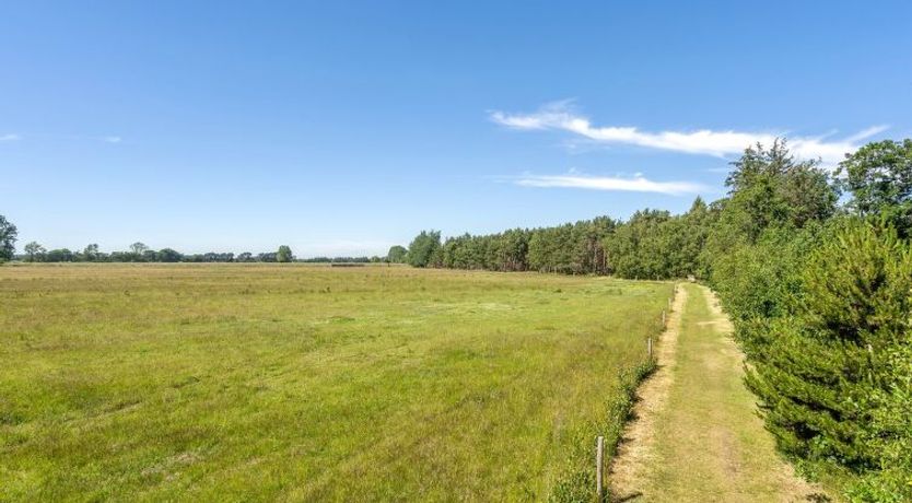 Photo of "Taralyn" - 1.3km from the sea