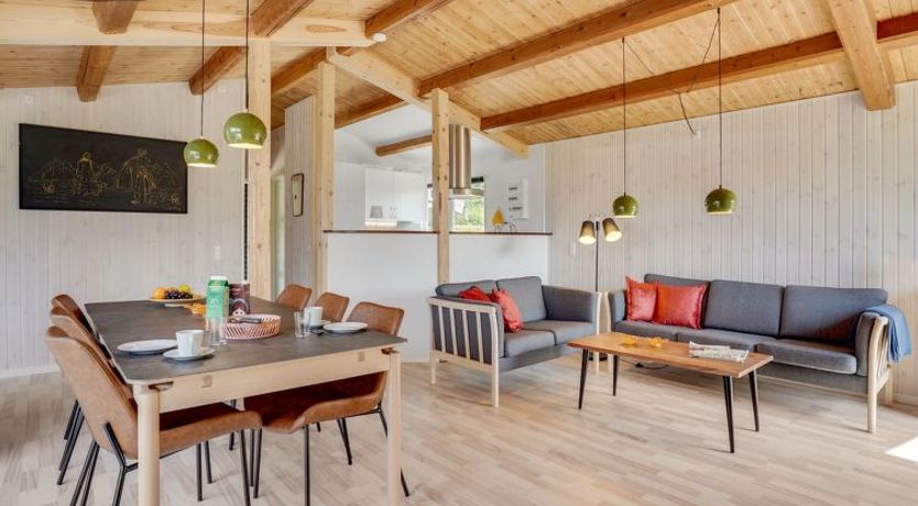 Photo of "Westman" - 200m from the sea