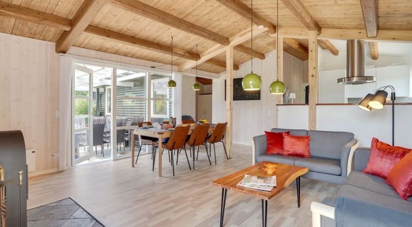 Photo of "Westman" - 200m from the sea