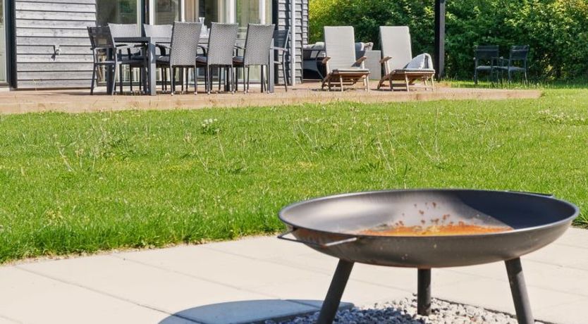 Photo of "Hasten" - 600m from the sea