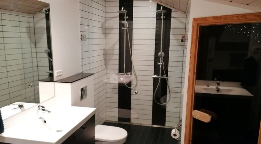 Photo of "Nyalle" - 1.3km from the sea