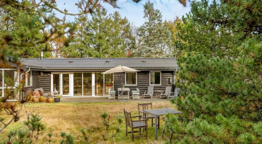 Photo of "Linnea" - 1km from the sea