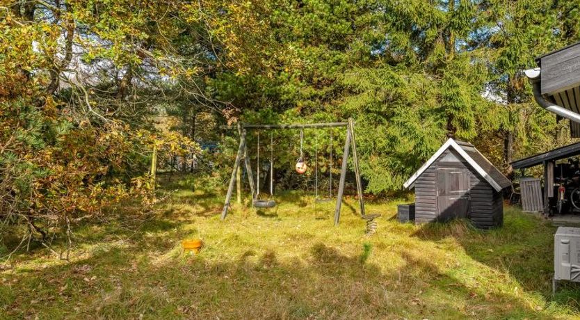 Photo of "Linnea" - 1km from the sea