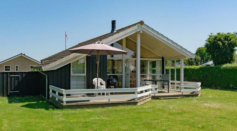 Photo of "Maybritt" - 100m from the sea