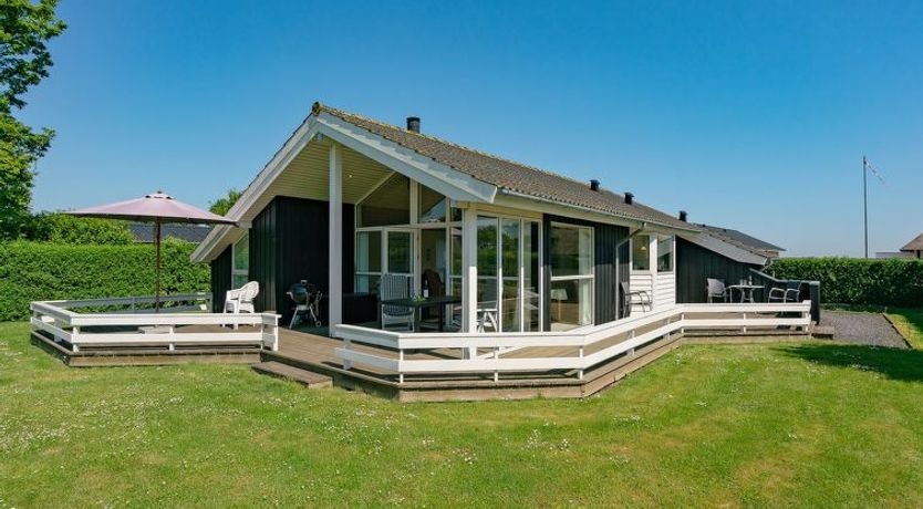 Photo of "Maybritt" - 100m from the sea