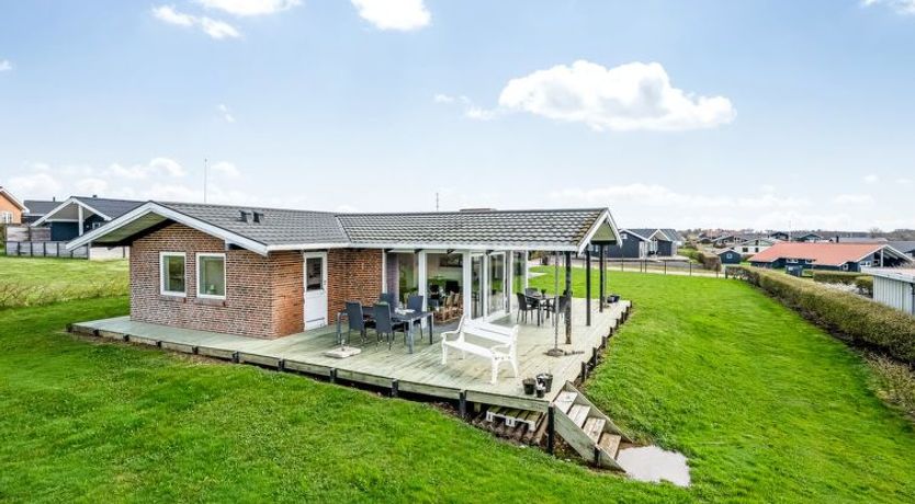 Photo of "Kirsa" - 200m to the fjord