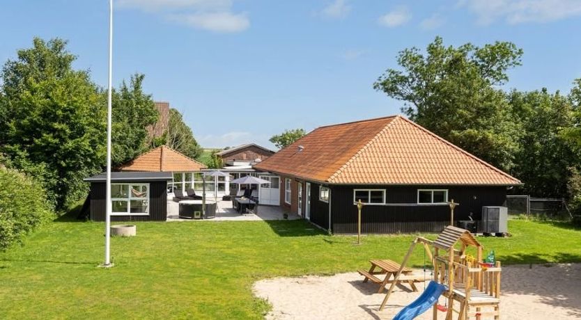 Photo of "Gabriele" - 17km from the sea