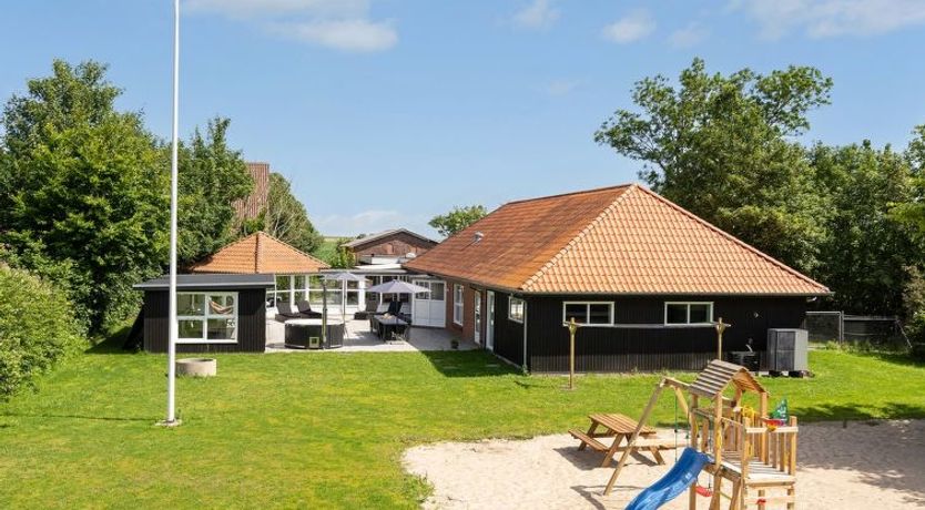 Photo of "Gabriele" - 17km from the sea