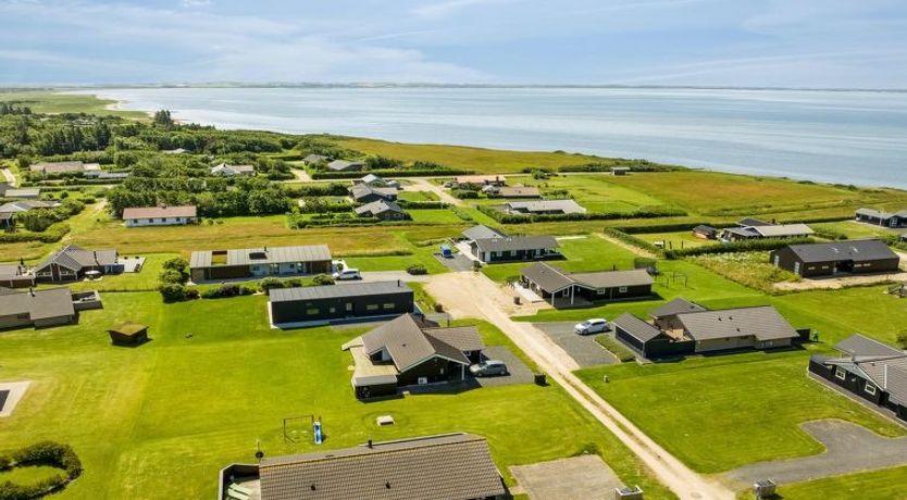 Photo of "Samuil" - 300m to the fjord