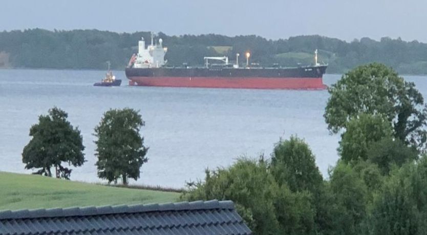 Photo of "Axeln" - 300m to the fjord