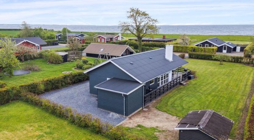 Photo of "Elvina" - 200m from the sea