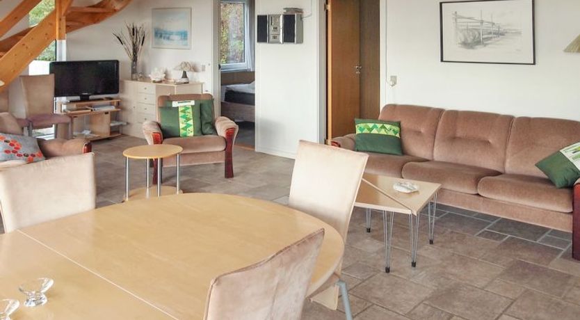 Photo of "Simo" - 250m from the sea