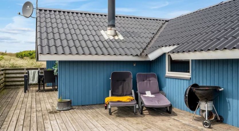 Photo of "Valia" - 400m to the fjord