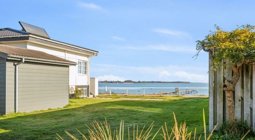 Photo of "Pedersen" - 50m from the sea