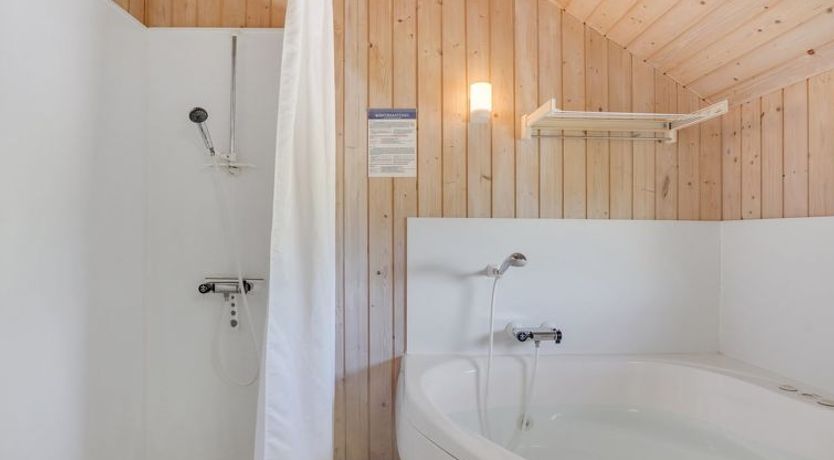 Photo of "Annelore" - 400m from the sea