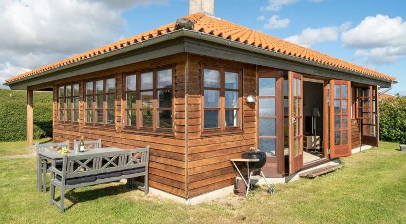 Photo of "Botmar" - 10m from the sea