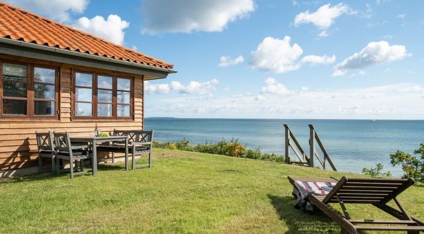 Photo of "Botmar" - 10m from the sea