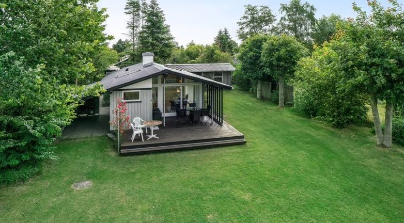 Photo of "Juditha" - 400m from the sea