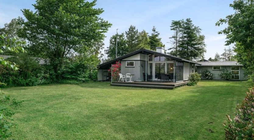 Photo of "Juditha" - 400m from the sea