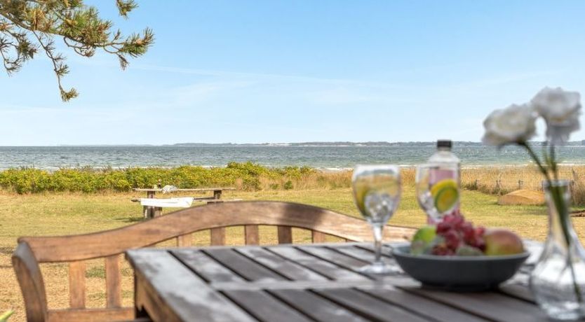 Photo of "Sigurd" - 20m from the sea