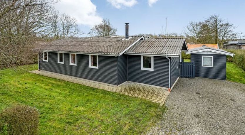 Photo of "Hoghni" - 850m to the fjord