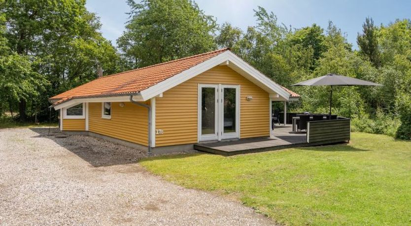 Photo of "Landuin" - 230m from the sea