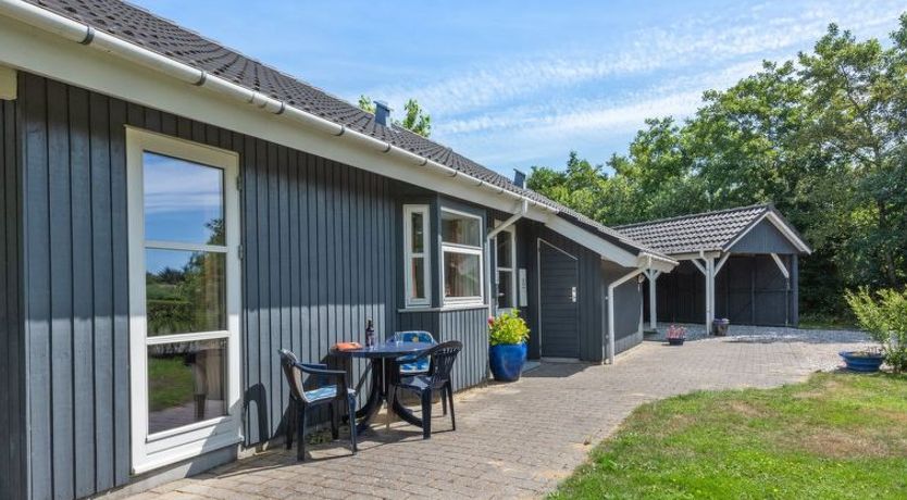 Photo of "Herlugh" - 1km to the fjord