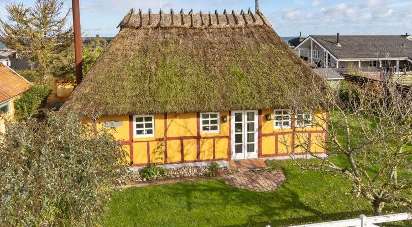 Photo of "Ethly" - 50m from the sea