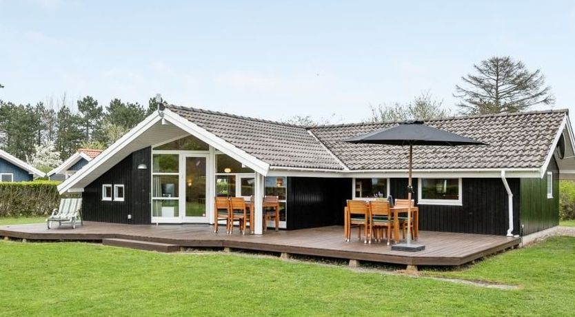 Photo of "Tore" - 200m from the sea