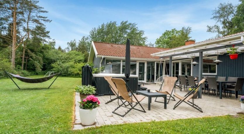 Photo of "Sverker" - 300m from the sea