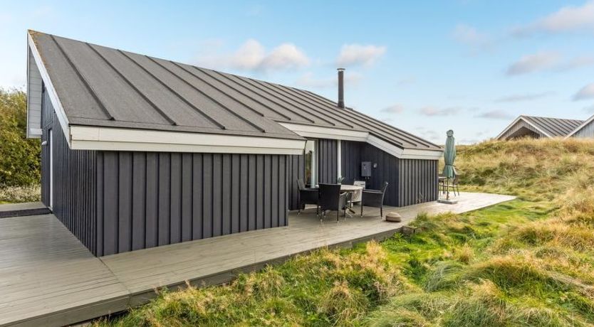 Photo of "Casandra" - 600m from the sea