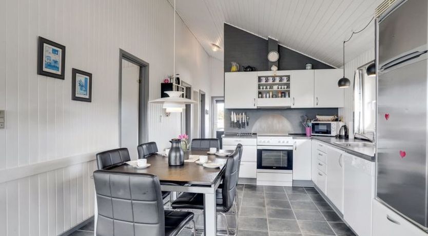 Photo of "Esir" - 800m from the sea