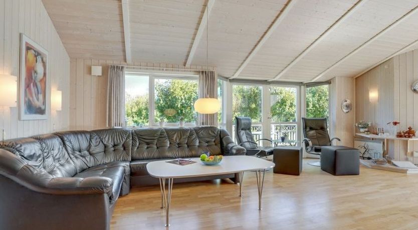 Photo of "Karoliina" - 900m from the sea