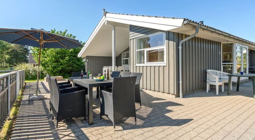 Photo of "Karoliina" - 900m from the sea