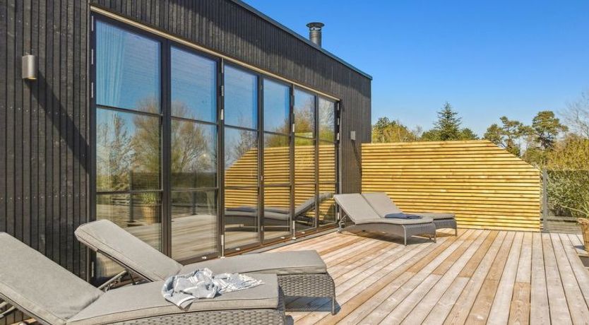 Photo of "Engli" - 90m from the sea