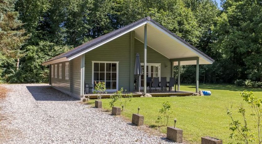 Photo of "Eryka" - 28km from the sea