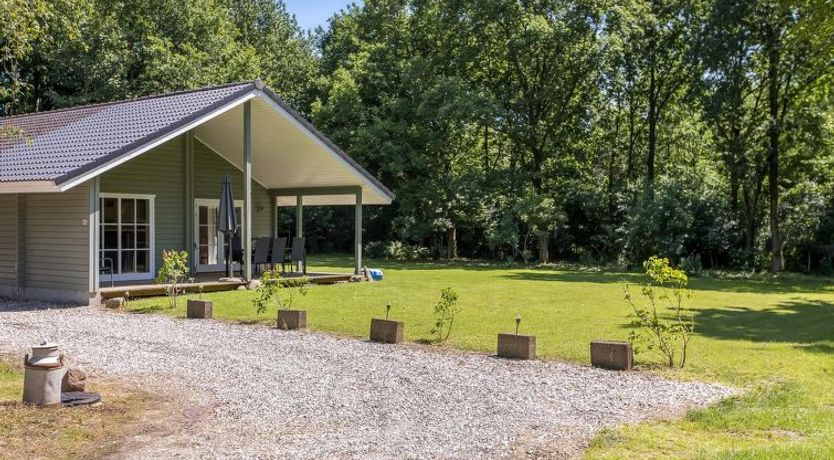 Photo of "Eryka" - 28km from the sea