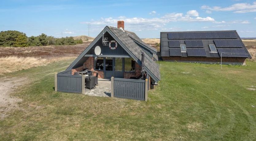 Photo of "Wulfhild" - 800m from the sea