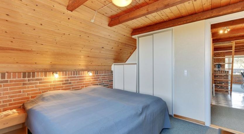 Photo of "Wulfhild" - 800m from the sea