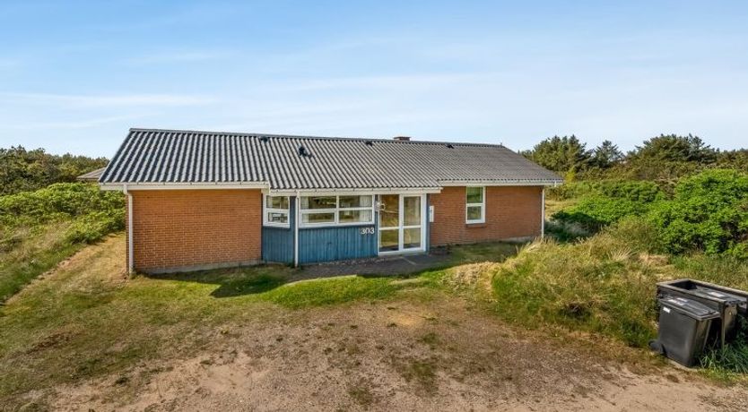 Photo of "Anita" - 500m from the sea