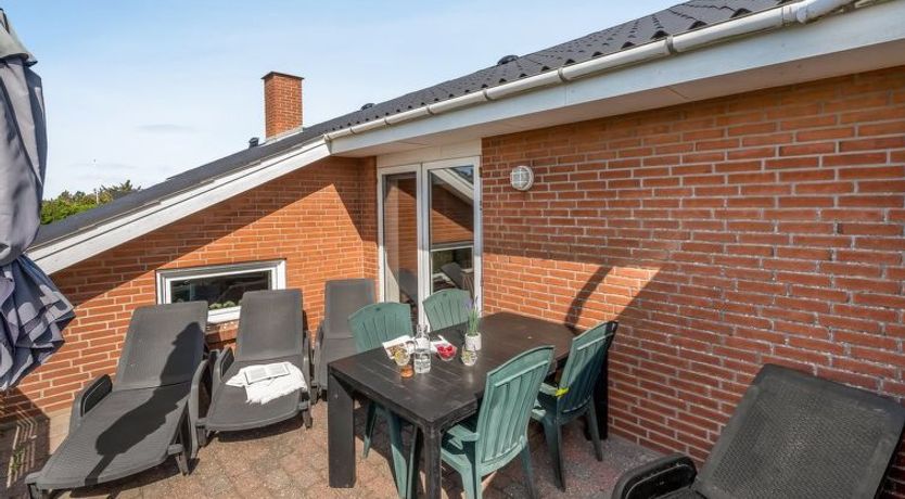 Photo of "Anita" - 500m from the sea