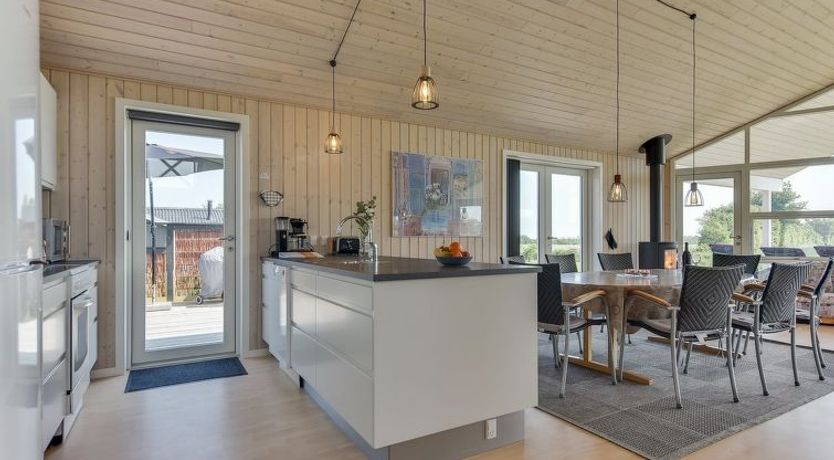 Photo of "Iorund" - 550m from the sea