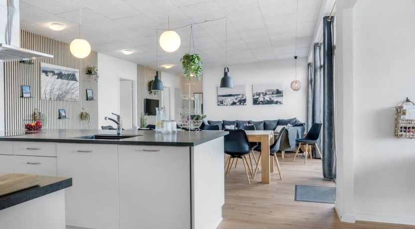 Photo of "Eloise" - 50m to the fjord