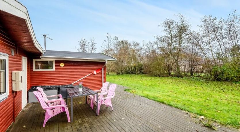 Photo of "Scarlet" - 400m to the fjord