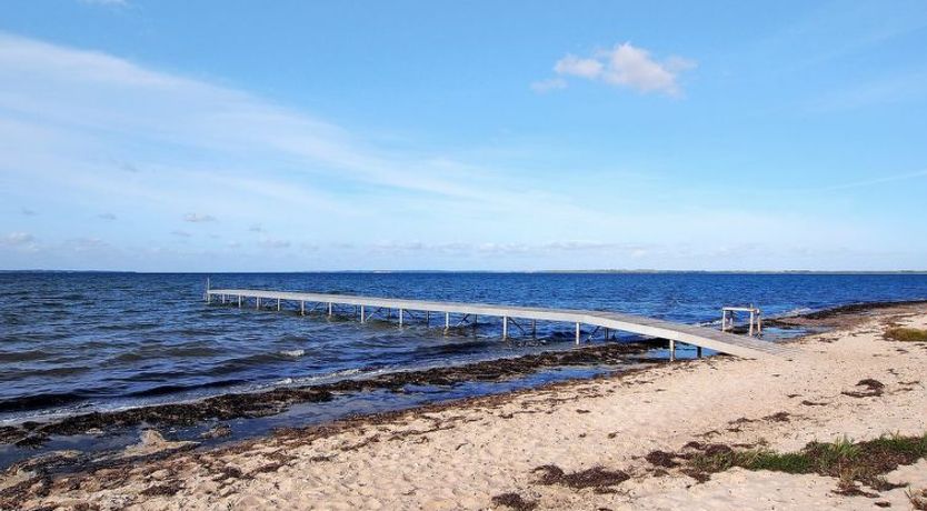 Photo of "Scarlet" - 400m to the fjord