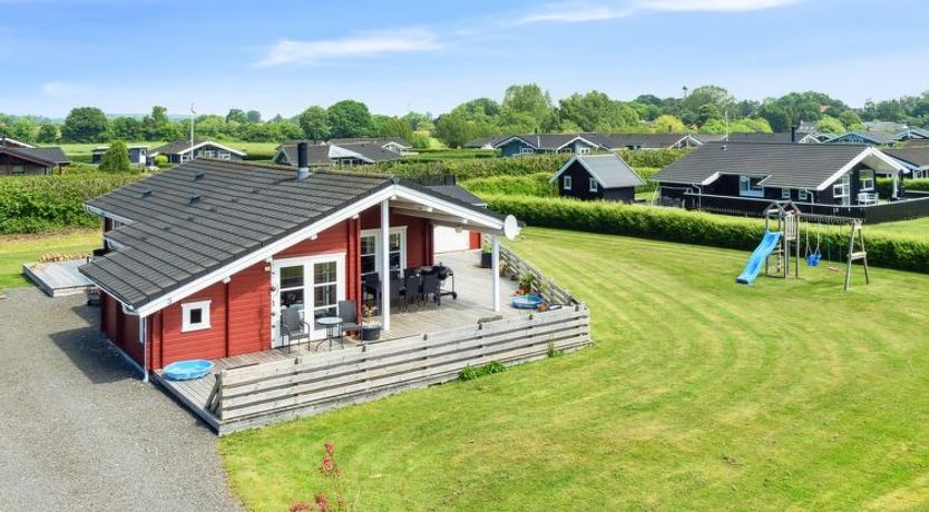 Photo of "Anneli" - 600m from the sea