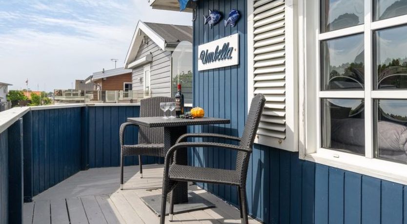 Photo of "Nera" - 10m from the sea