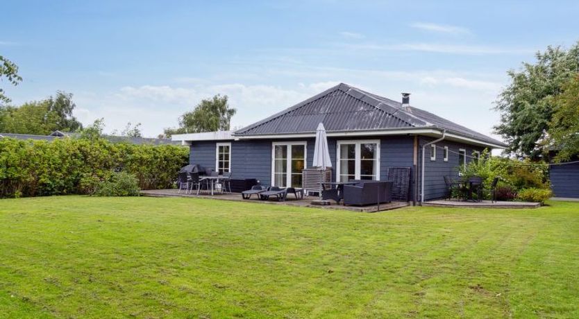 Photo of "Thala" - 150m from the sea