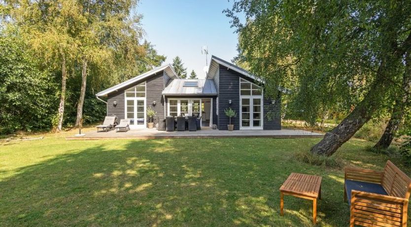 Photo of "Amon" - 670m from the sea